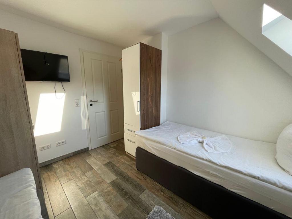 Gruener Baum Hotel Schoemberg  Ngoại thất bức ảnh