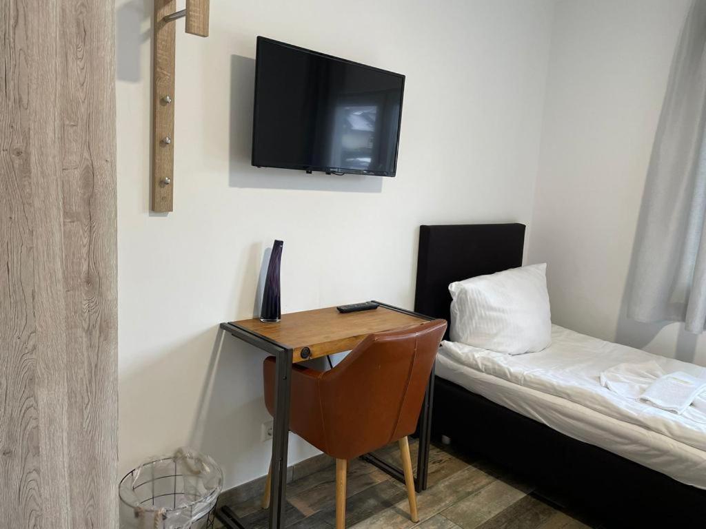 Gruener Baum Hotel Schoemberg  Ngoại thất bức ảnh