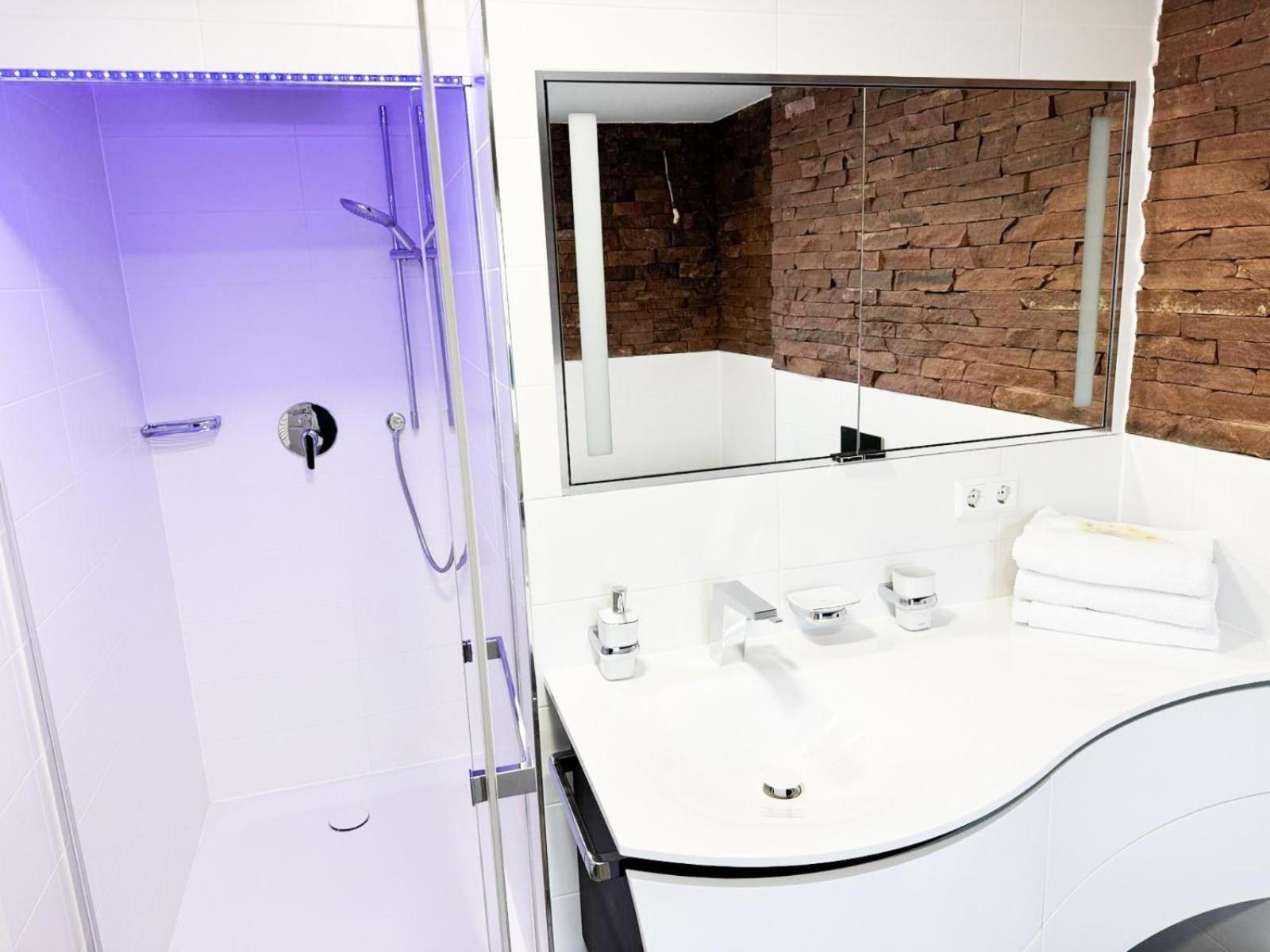 Gruener Baum Hotel Schoemberg  Ngoại thất bức ảnh